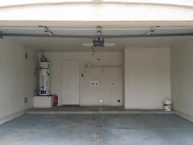 2 Car Garage