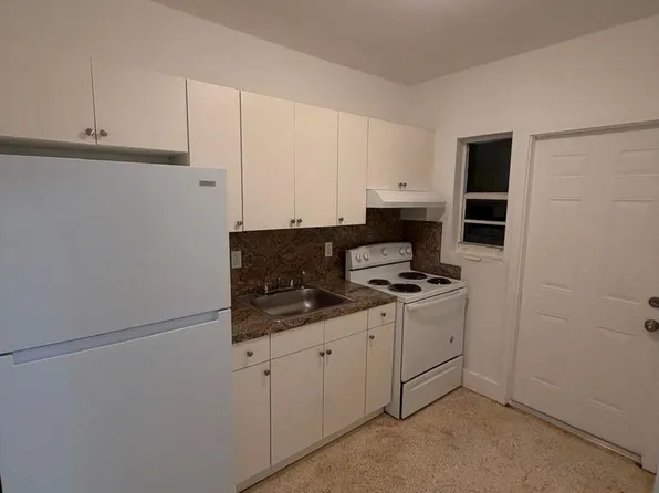 2130 Bay Dr #2140, Miami Beach, FL 33141