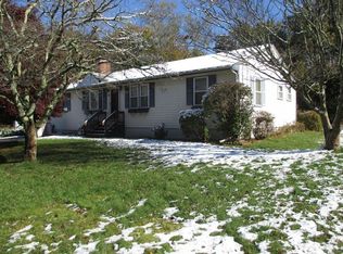 39 Barden Ln, Warren, RI 02885