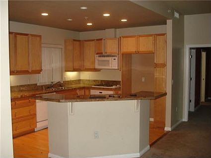 3rd image of 555 Front St Unit 207