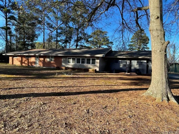 303 Roosevelt Rd, Star City, AR 71667