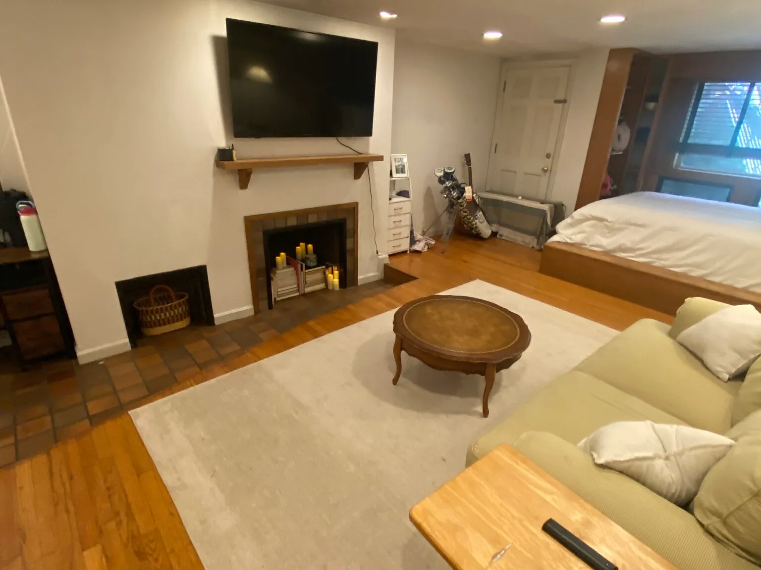 Studio, 400 sqft, $2,800 — Photo 4