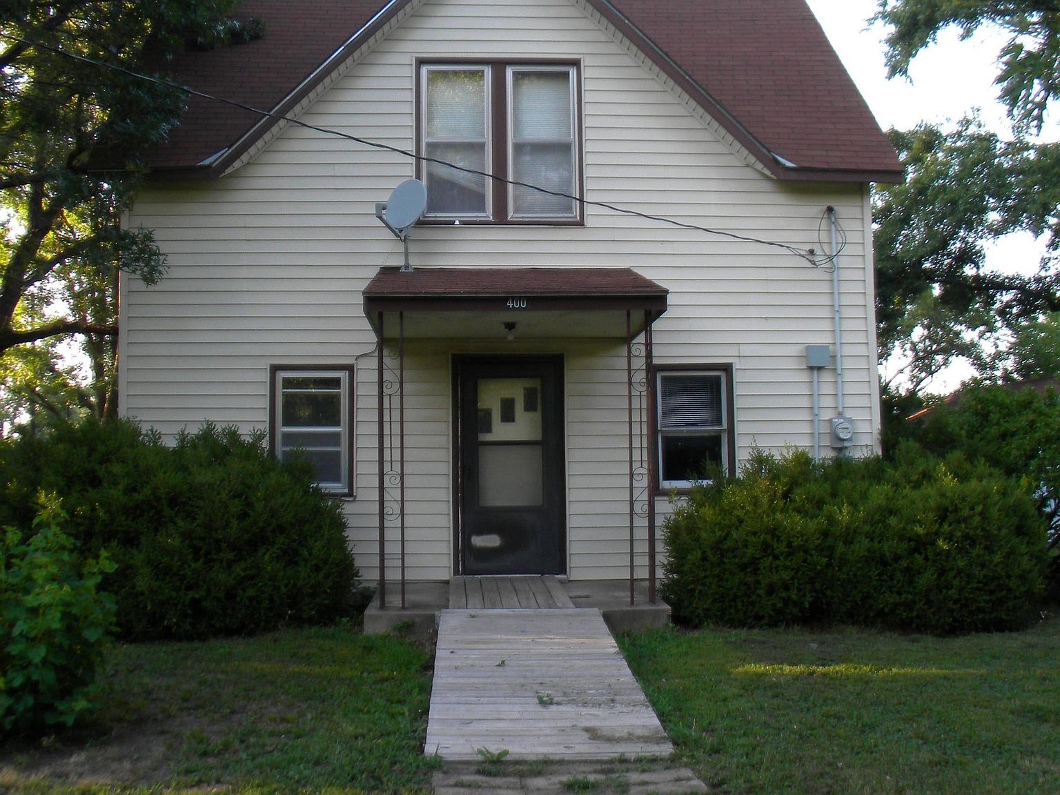 400 E Plumb Ave, Hartford, KS 66854 Zillow