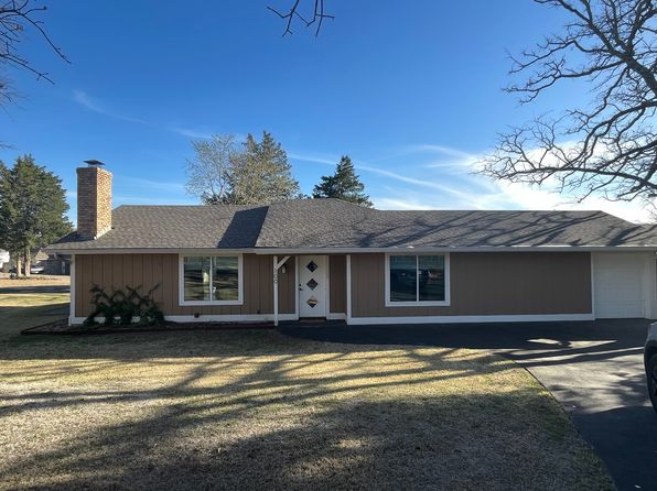 100 Cayuga Cv, Lake Kiowa, TX 76240