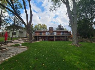 13378 Wendell Dr, Fenton, MI 48430