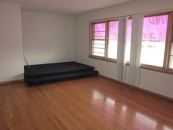 3rd image of 2122 S 17th Avenue