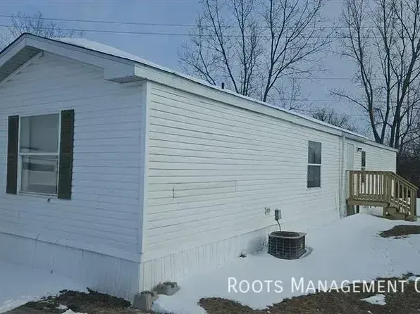 4319 Brimstone Rd, Fort Wayne, IN 46825