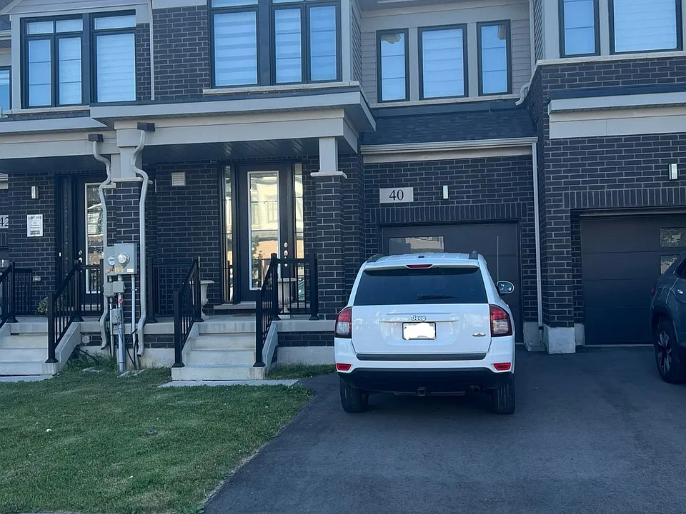 40 Freedom Cres