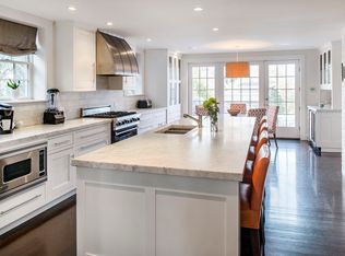 11 Cragmoor, Cape Elizabeth, ME 04107