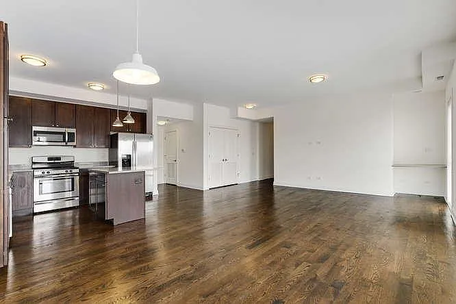 3229 S Halsted St #2 — Photo 4