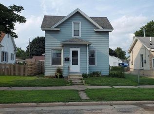 935 Green Bay St, La Crosse, WI 54601