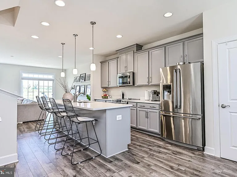 13821 Litespeed Way — Photo 19