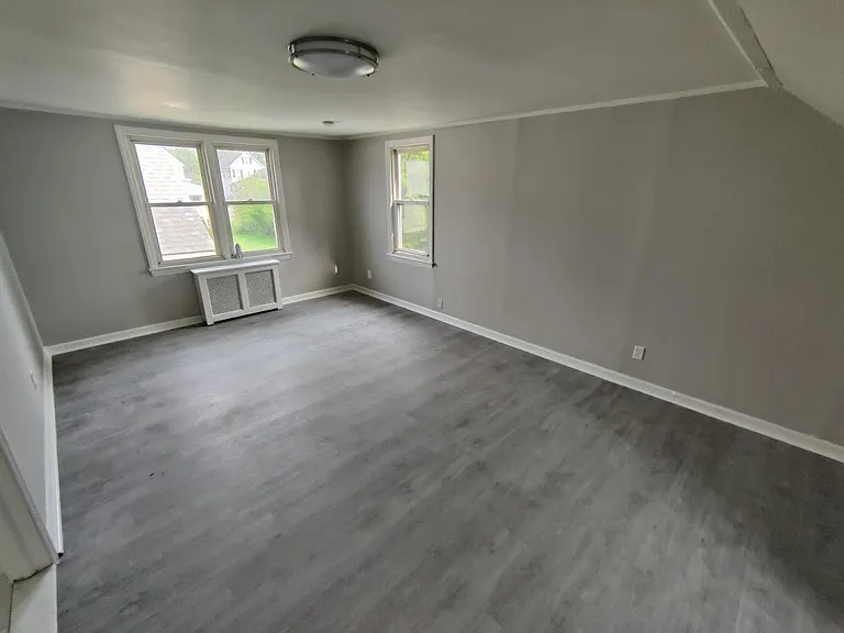 24 N Edward St #2 — Photo 3