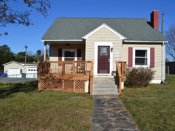 195 Church St, Christiansburg, VA 24073