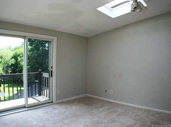 3rd image of 68 Bradley St