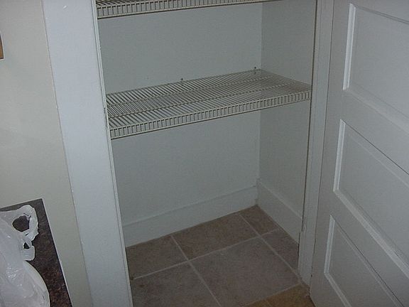 BATH CLOSET