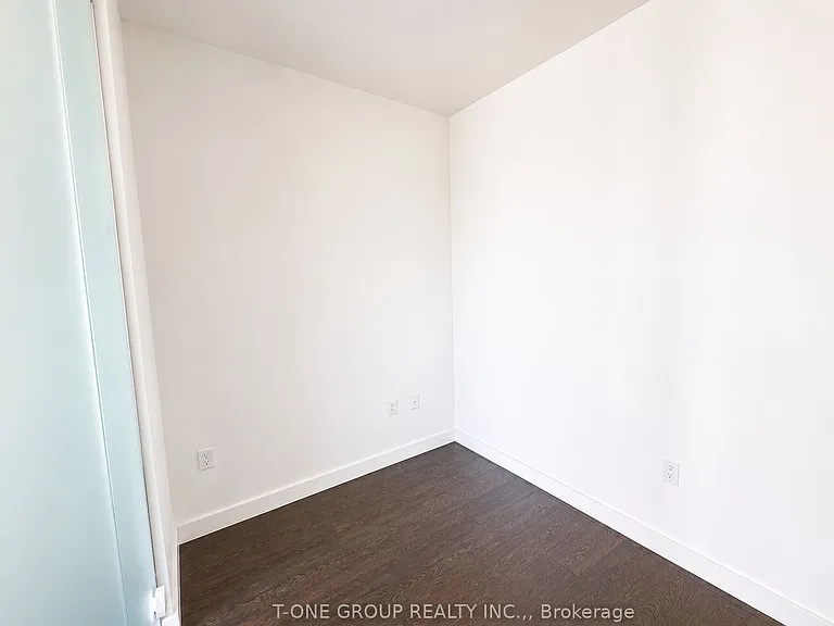 85 McMahon Dr #2507 — Photo 9