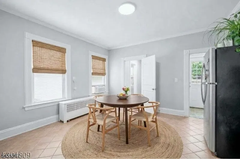1 bed, 1.0 bath, $2,400 — Photo 4