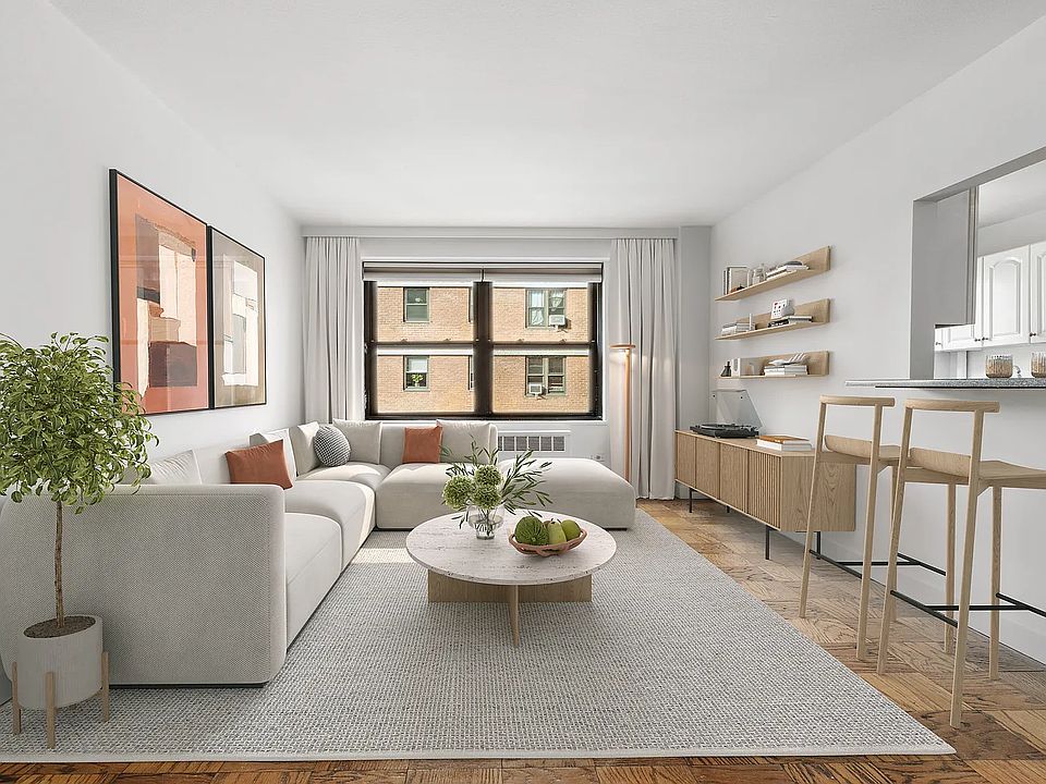 1st image of 210 Broadway APT H605
