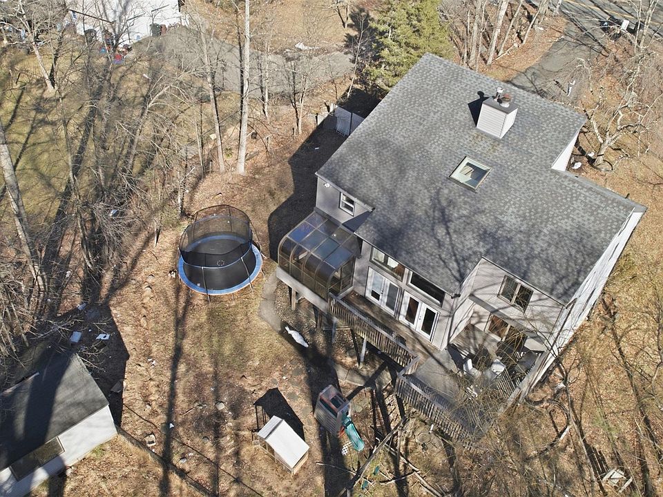 1st image of 41 S Monsey Road