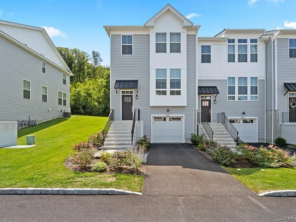 3515 Bennington Drive, Fishkill, NY 12524