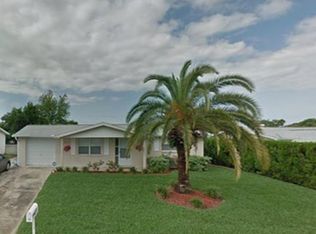 9721 Lake Chrise Ln, Port Richey, FL 34668