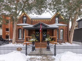 10 Ontario St #8, Grimsby, ON