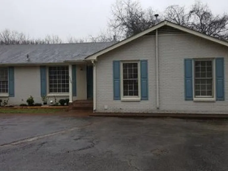 4758 Trenton Dr — Photo 1