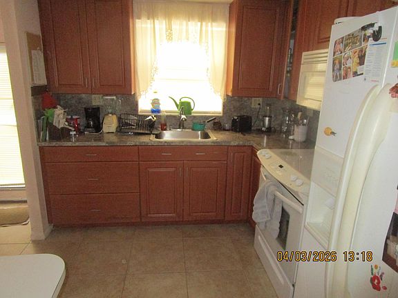 4th image of 9401 Sunrise Lakes Boulevard #308