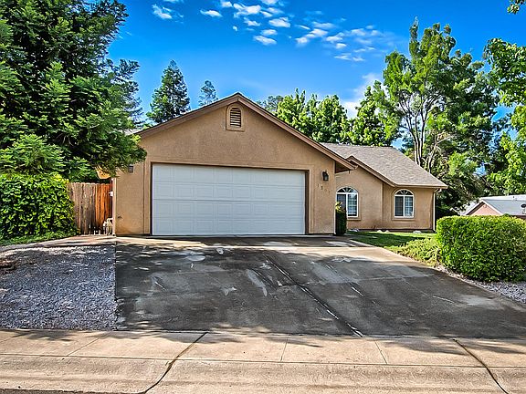 3rd image of 1305 Hermitage Ct