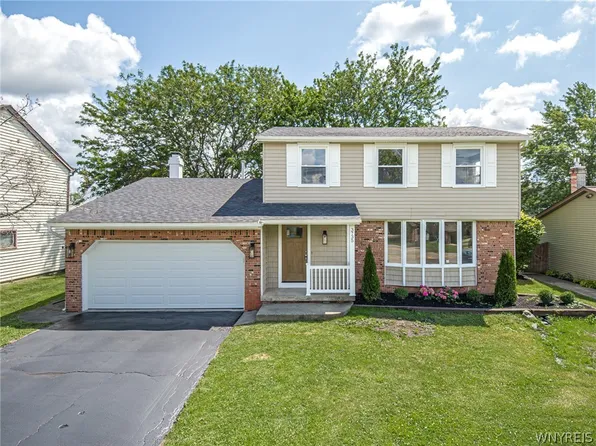 3735 Howard Rd, Hamburg, NY 14075