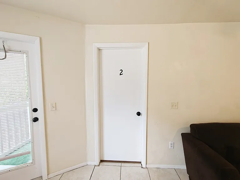 4000 SW 23rd St #B — Photo 12