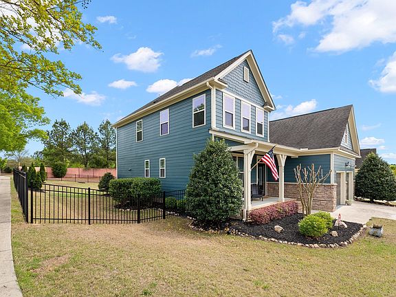 3rd image of 364 Springtime Fields Ln