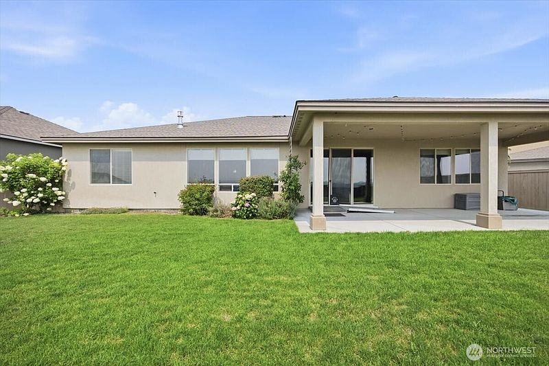 3rd image of 2278 Copperleaf Street