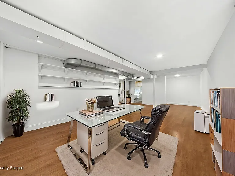 62 Sycamore Rd — Photo 29