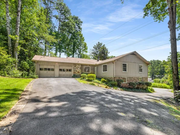 872 Bayliss Dr, Marietta, GA 30068