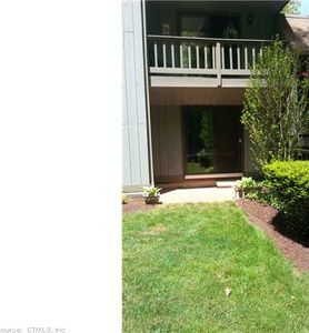 65 Village Rd, Southington, CT, 06489