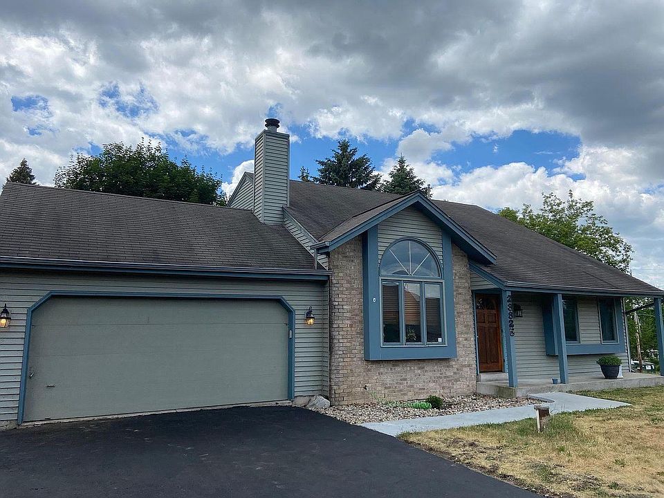 1st image of 28825 Beach Dr