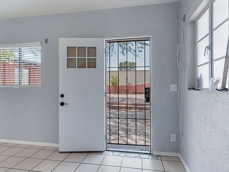 4119 E Fort Lowell Rd #8 — Photo 4