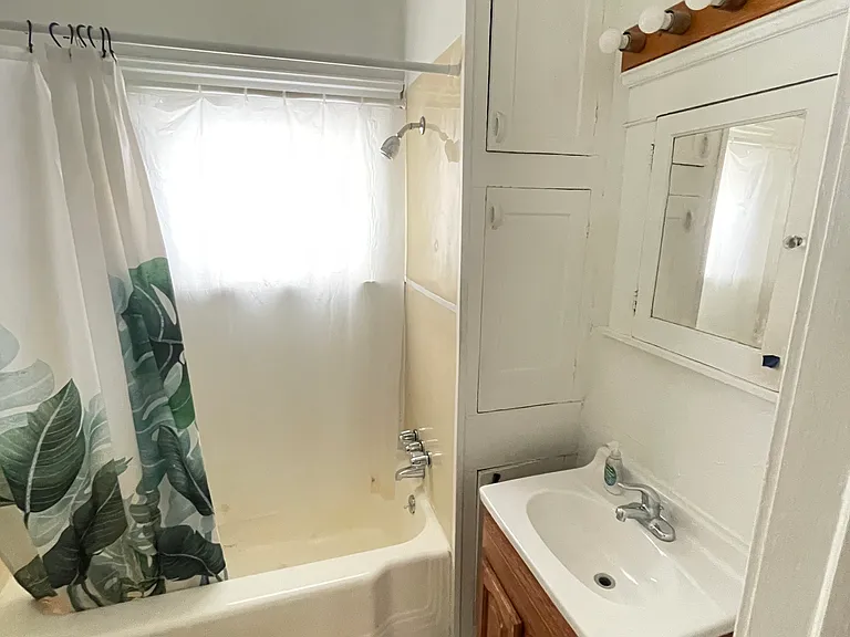 2288 Grandview Ave #1 — Photo 13