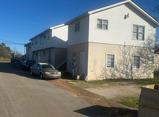 3202 Huntsville Rd, Florence, AL 35630