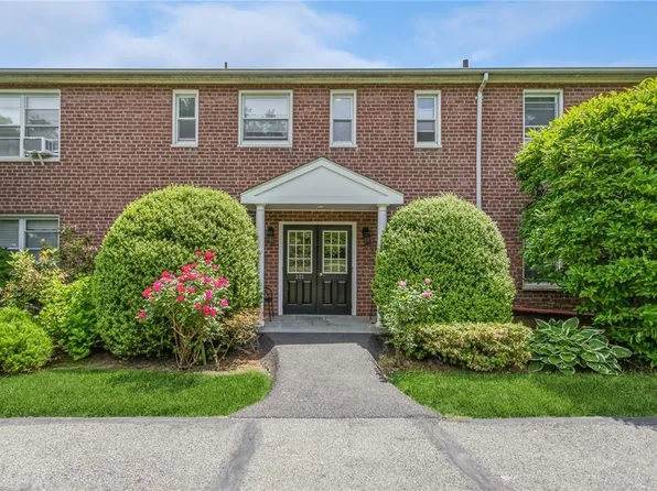 221 Schrade Road #2H, Briarcliff Manor, NY 10510