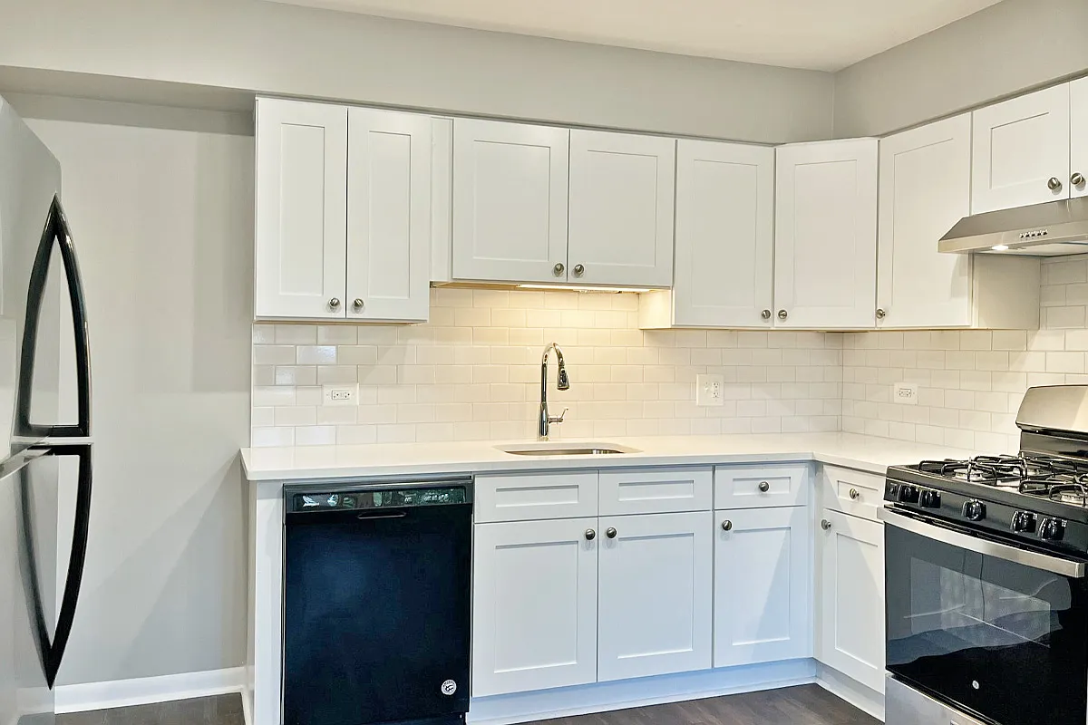 501 N. Lombard Ave. — Photo 1
