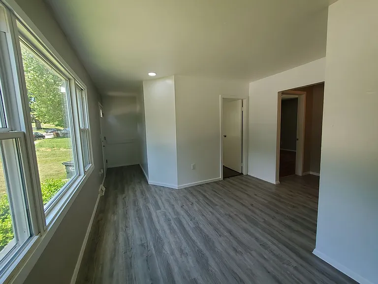 1105 Tremont Ave — Photo 19