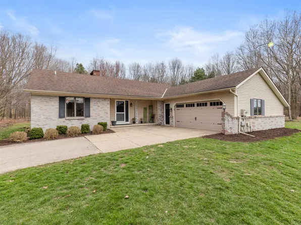 4101 30th St, Dorr, MI 49323
