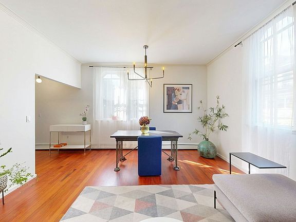 5th image of 17 Malbert Rd #1