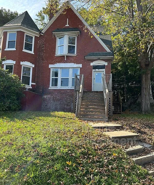 41 Lochness Rd