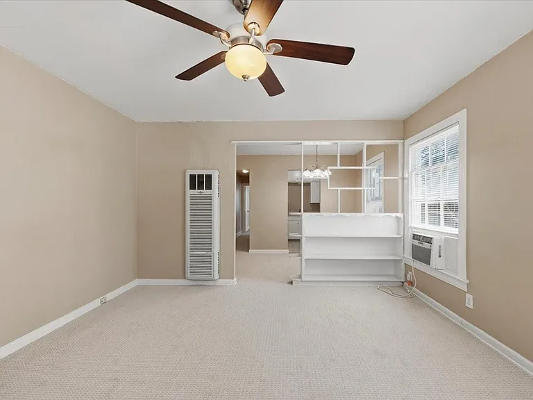 3908 Linden Ave — Photo 6