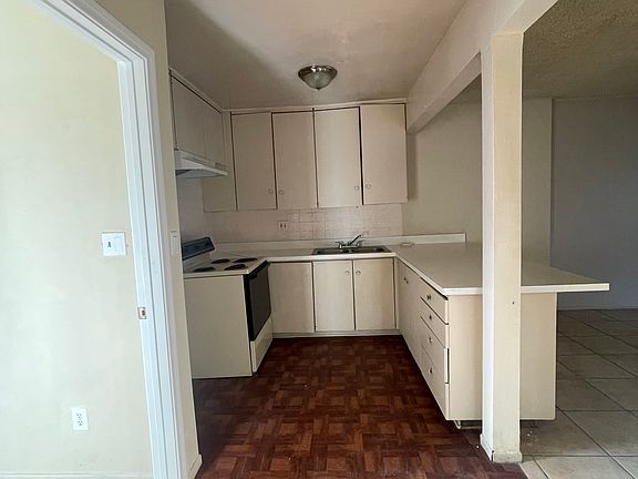 4th image of 834 W Duarte Rd #3ae8c61a7