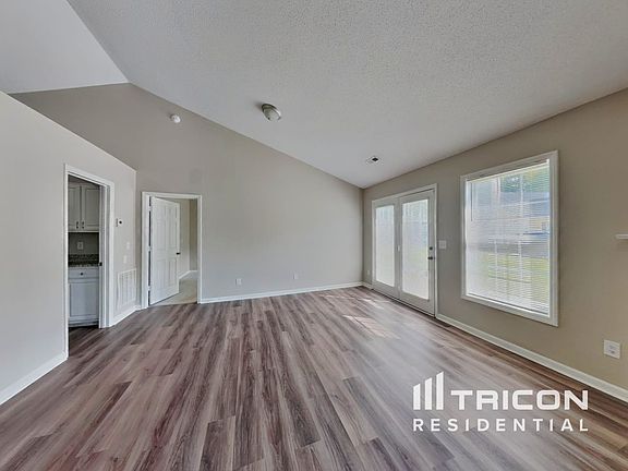 3rd image of 3600 Amos Dr